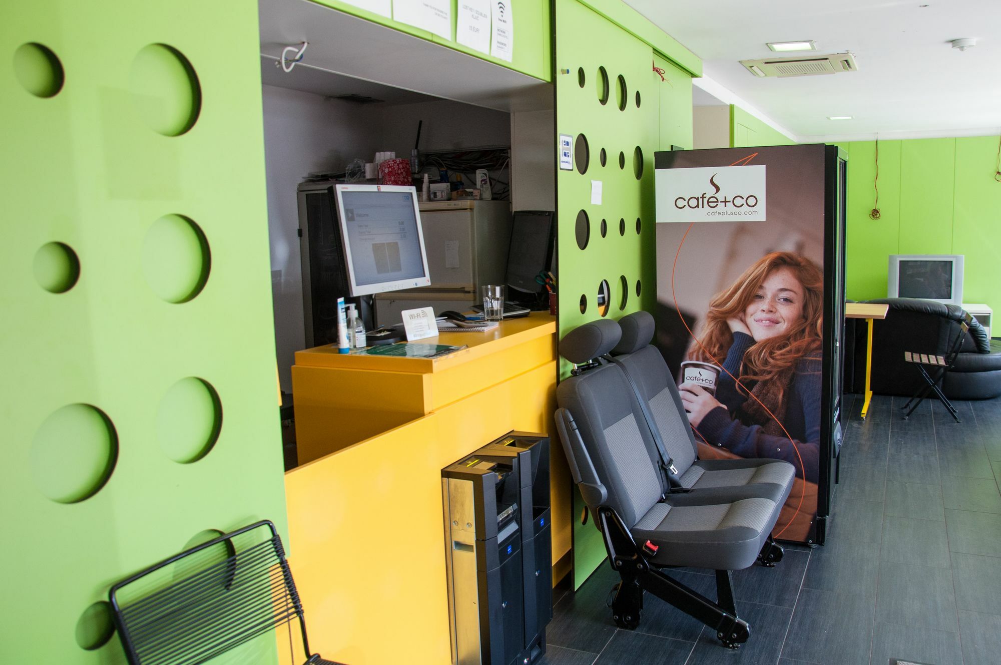 Simbol Rooms With Free Private Parking リュブリャナ エクステリア 写真