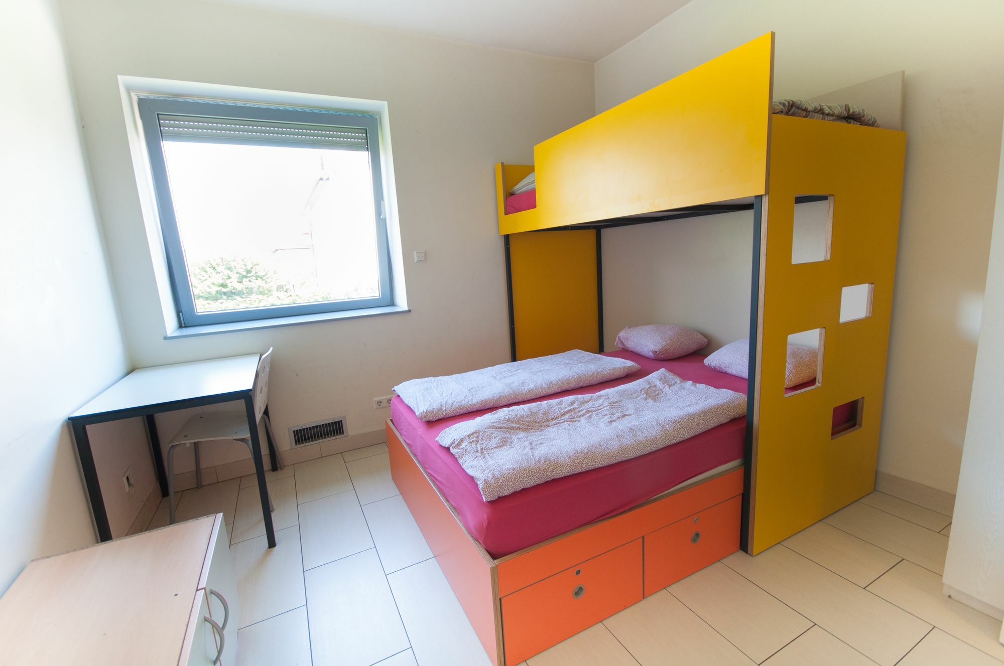 Simbol Rooms With Free Private Parking リュブリャナ エクステリア 写真